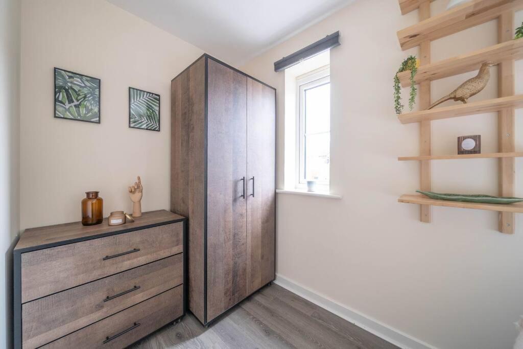 Good For Company Let 2-Bed In Coventry 2X Parking公寓 外观 照片